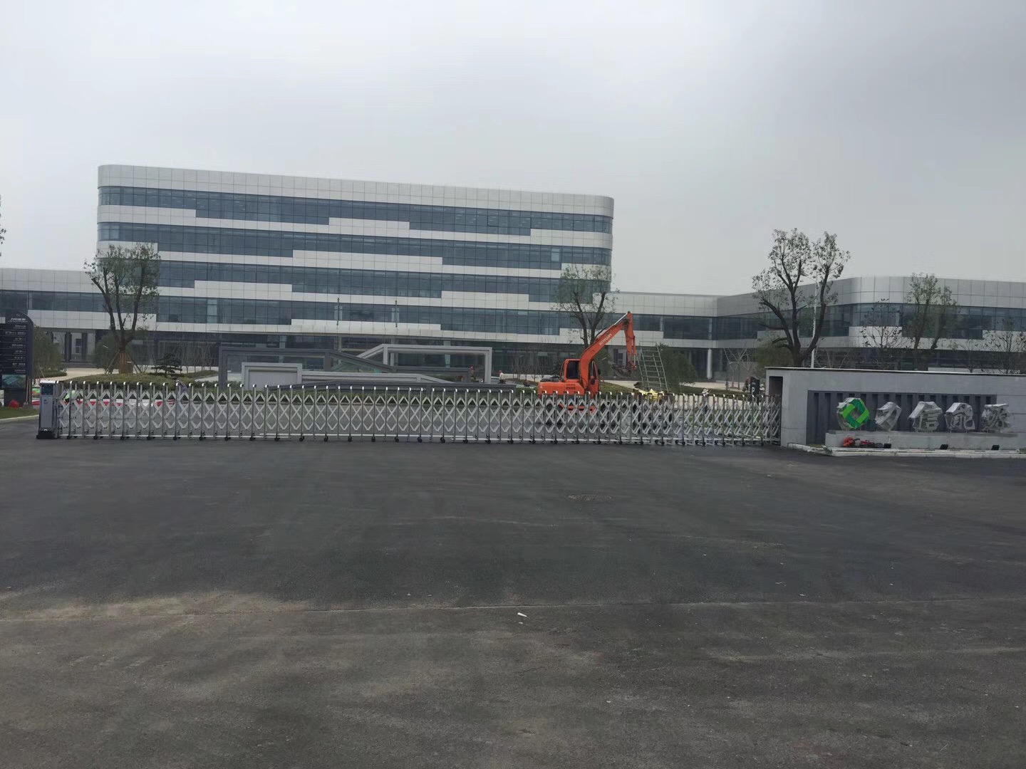 ���������Դ����늄�(d��ng)��s�T(m��n)